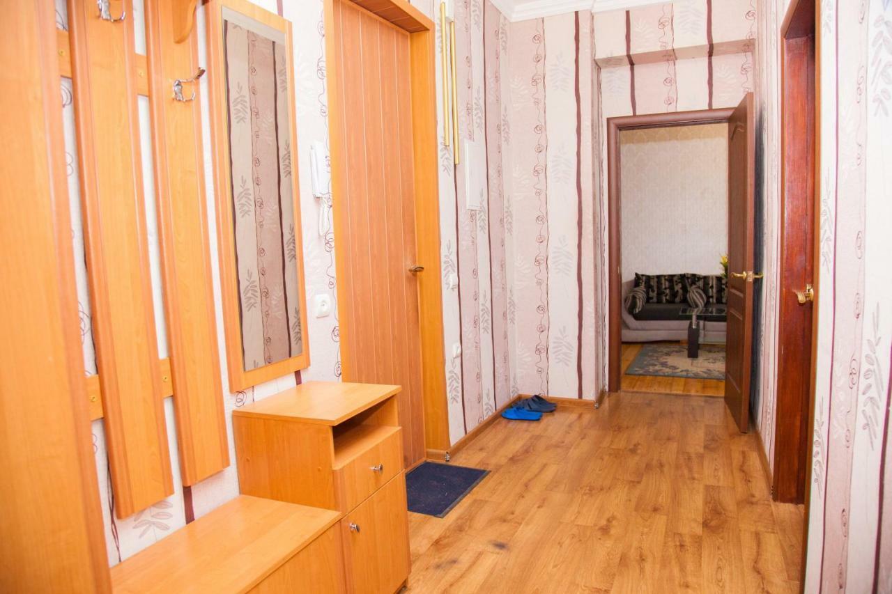 Apartment On Stalevariv Street 7 Zaporizhia Ngoại thất bức ảnh