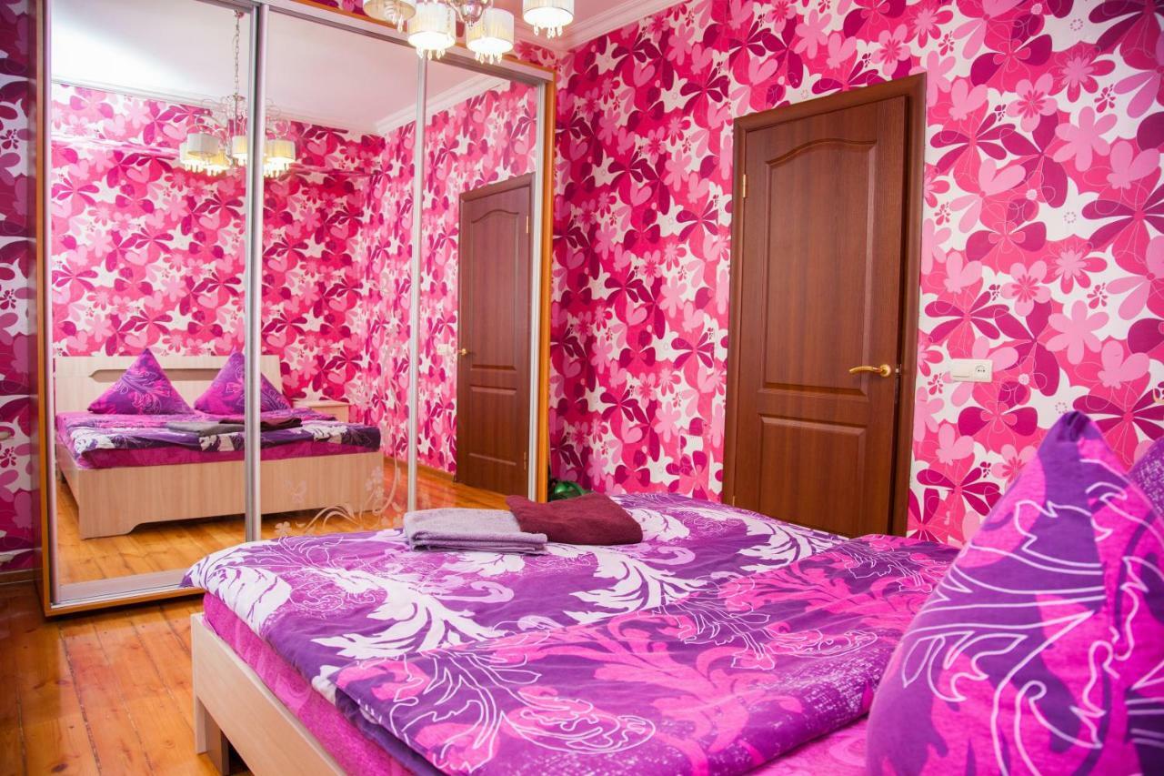 Apartment On Stalevariv Street 7 Zaporizhia Ngoại thất bức ảnh